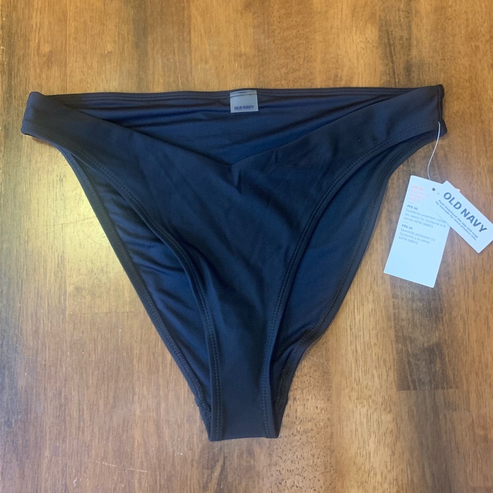 Old Navy NWT Black Swim Bottom Small Front V Cut